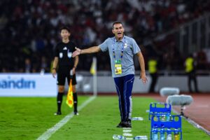 gerald_vanenburg_siap_antar_timnas_indonesia_u_23_menang_atas_thailand_u_23_di_semifinal_piala_aff_u_23_2025_okezone-74Ks_large