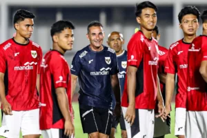 jkt-latihan-perdana-timnas-u23-jelang-piala-aff-salman-toyibi-01-resize-salman-toyibi-jawa-pos-jawa-pos-24522-copy-4033333605